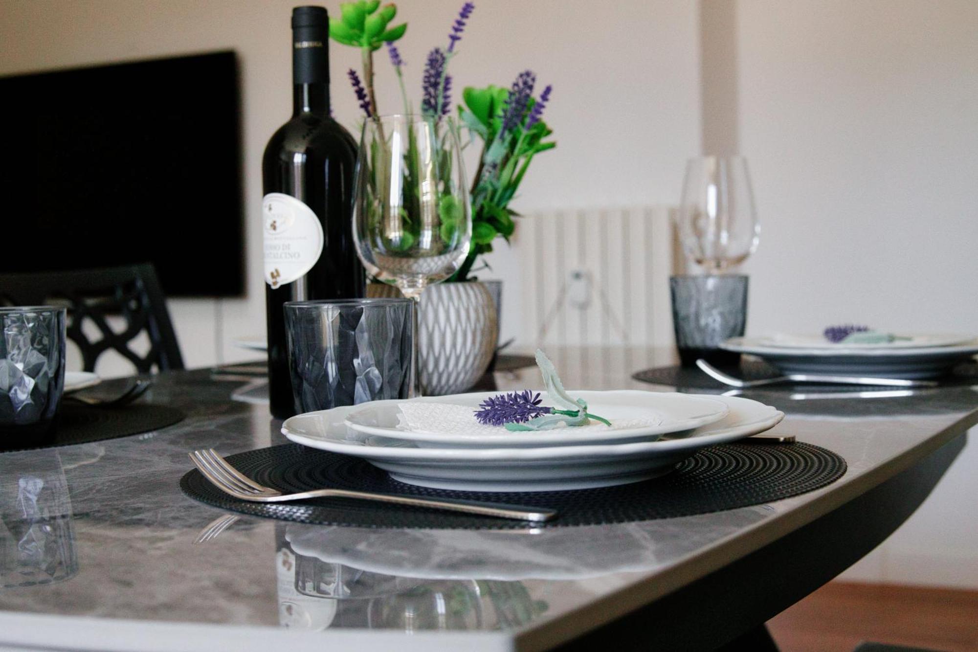 Lattanzio Charming Suite - Porta Romana Mm3 Mailand Exterior foto